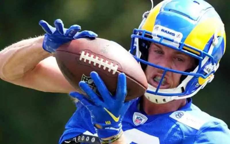 Cooper Kupp catches a ball and looks mean