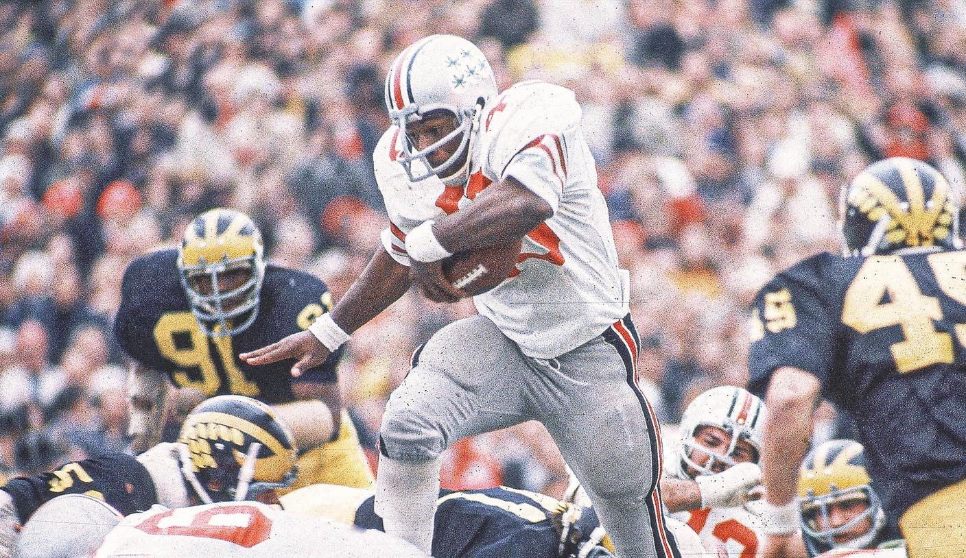 Legendary Ohio State running back Archie Griffin statue unveiled at Rose Bowl Stadium