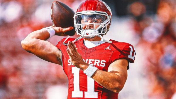 Jackson Arnold throws 4 TD passes to help No. 16 Oklahoma rout Temple