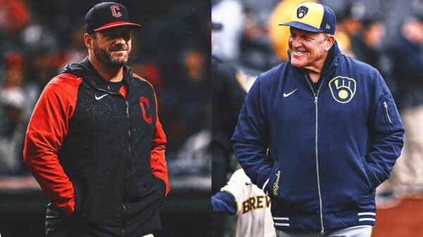 Cleveland's Stephen Vogt, Milwaukee's Pat Murphy win Manager of the Year awards