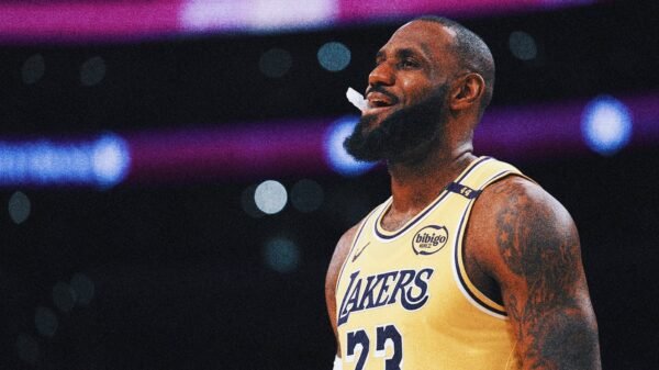 LeBron James has third straight triple-double as Lakers rally for 128-123 victory over Grizzlies