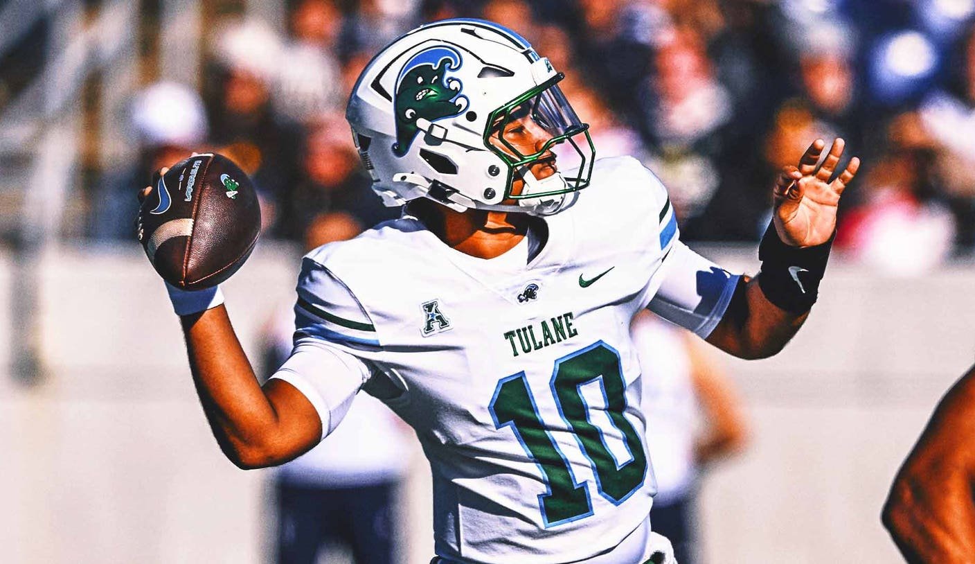 Tulane's faint CFP hopes end with loss to Memphis