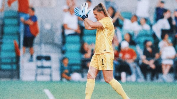 Retiring Alyssa Naeher top of mind for USWNT ahead of friendly vs. England