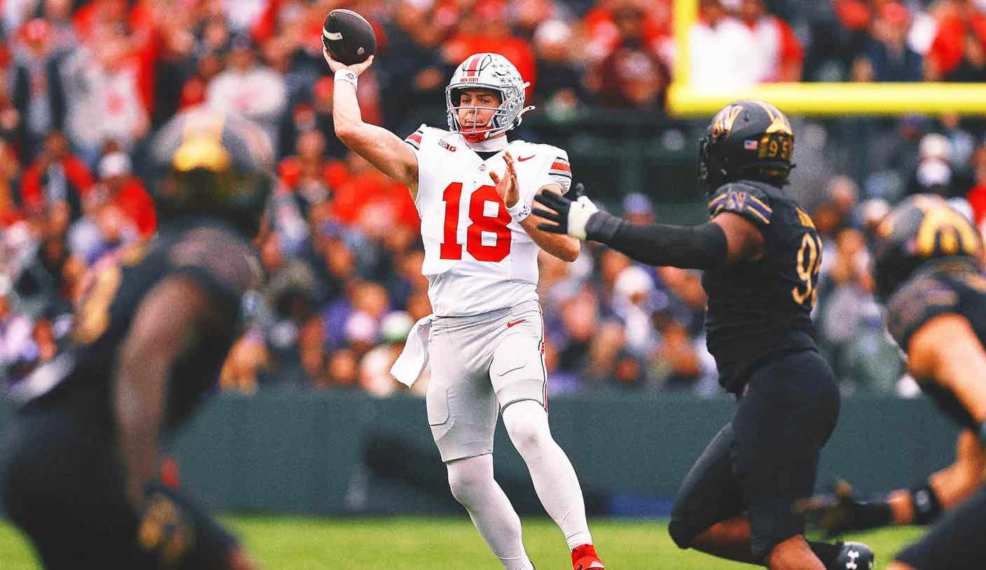 Will Howard helps No. 2 Ohio State rout Northwestern 31-7 at Wrigley Field