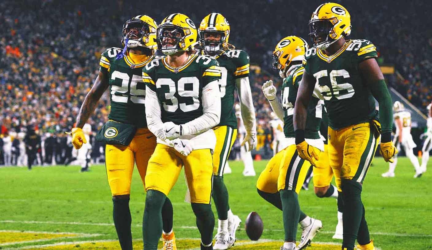 Packers clinch playoff berth with 1st shutout in NFL this season, 34-0 over Saints