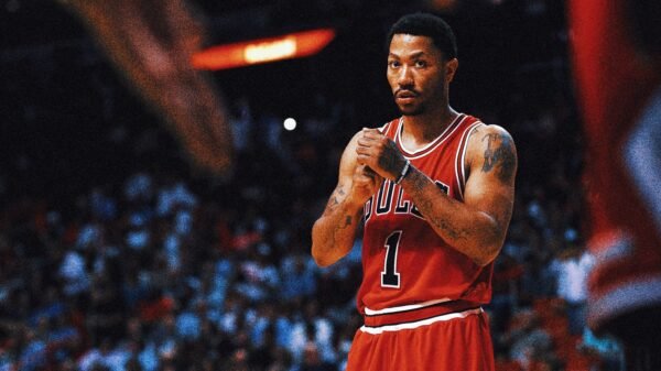 Chicago Bulls plan to retire 'hometown hero' Derrick Rose's jersey next season