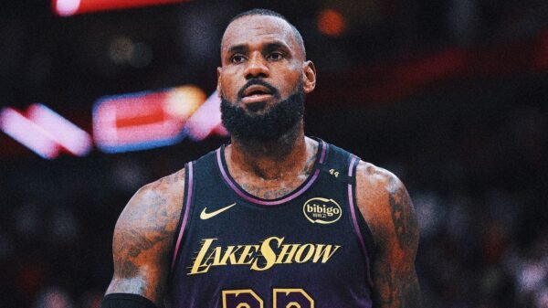 LeBron James ignored? Referees miss timeout call in Lakers’ 119-115 loss to Rockets