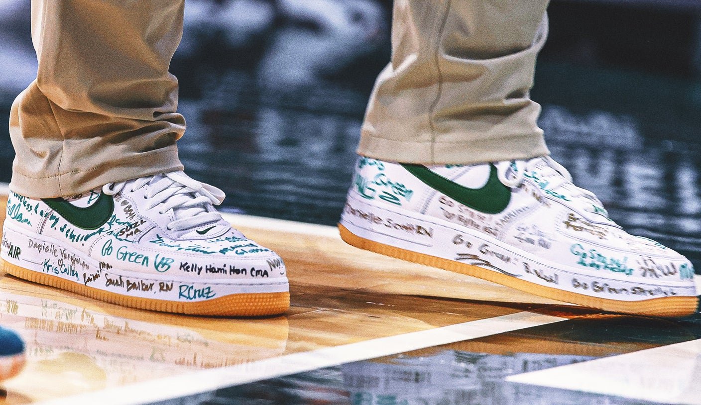 Tom Izzo sends 'inspirational' message with custom shoes signed by cancer patients