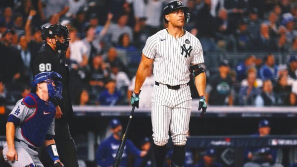 Yankees' Giancarlo Stanton will open season on injured list due to elbow issues