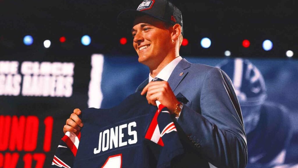 Mac Jones finally joins 49ers, 4 years after they nearly drafted him