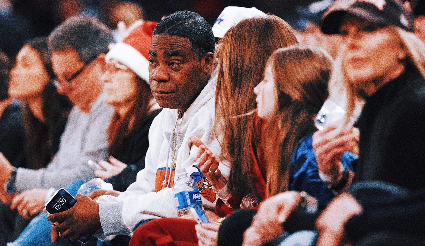 Actor and comedian Tracy Morgan gets sick at Knicks game, delays action